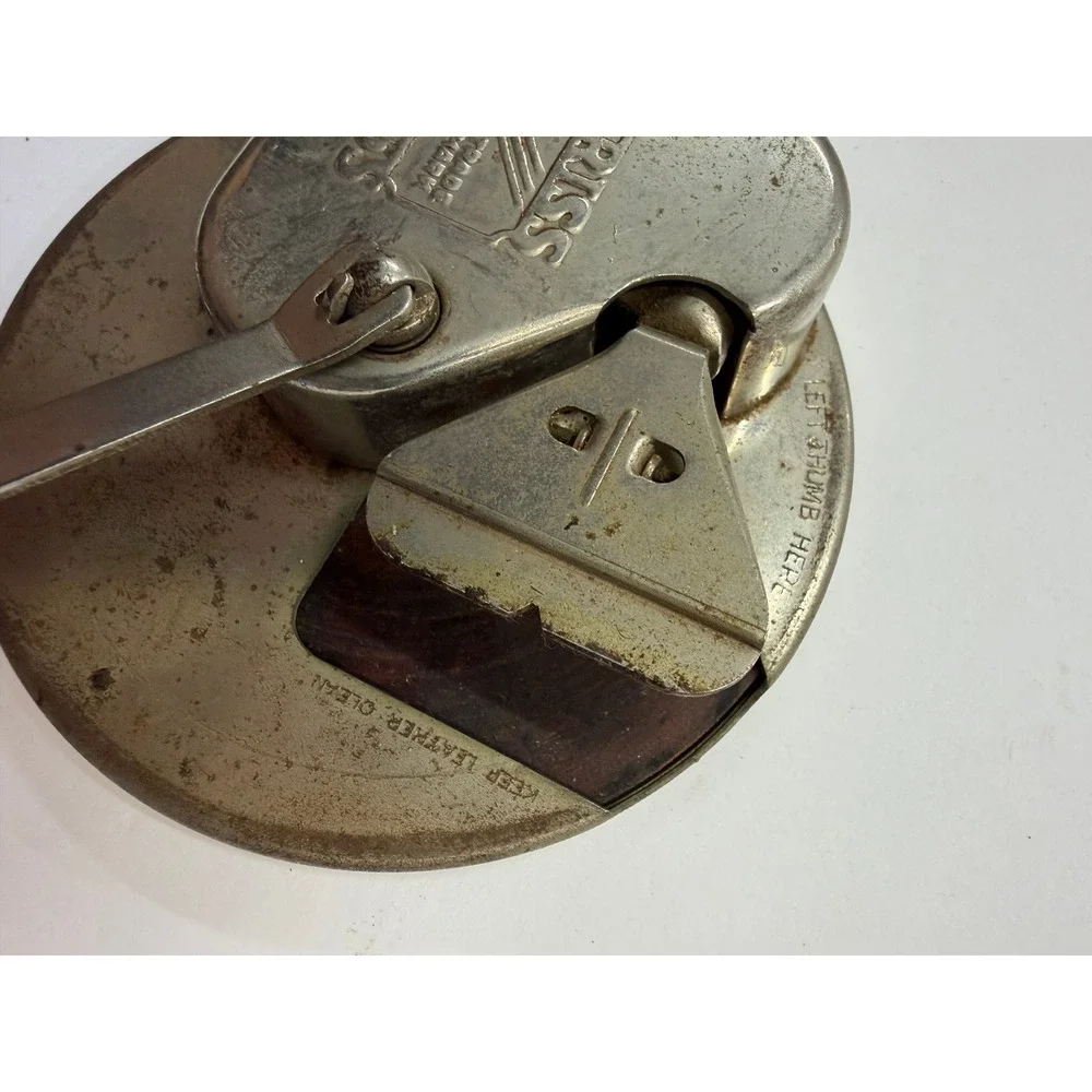 Vintage Kriss Kross Razor Blade Sharpener Stropper